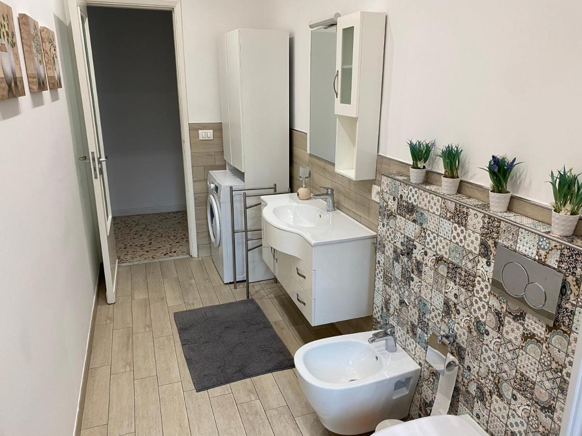 Giuffrida Apartment Rooms Катания Екстериор снимка