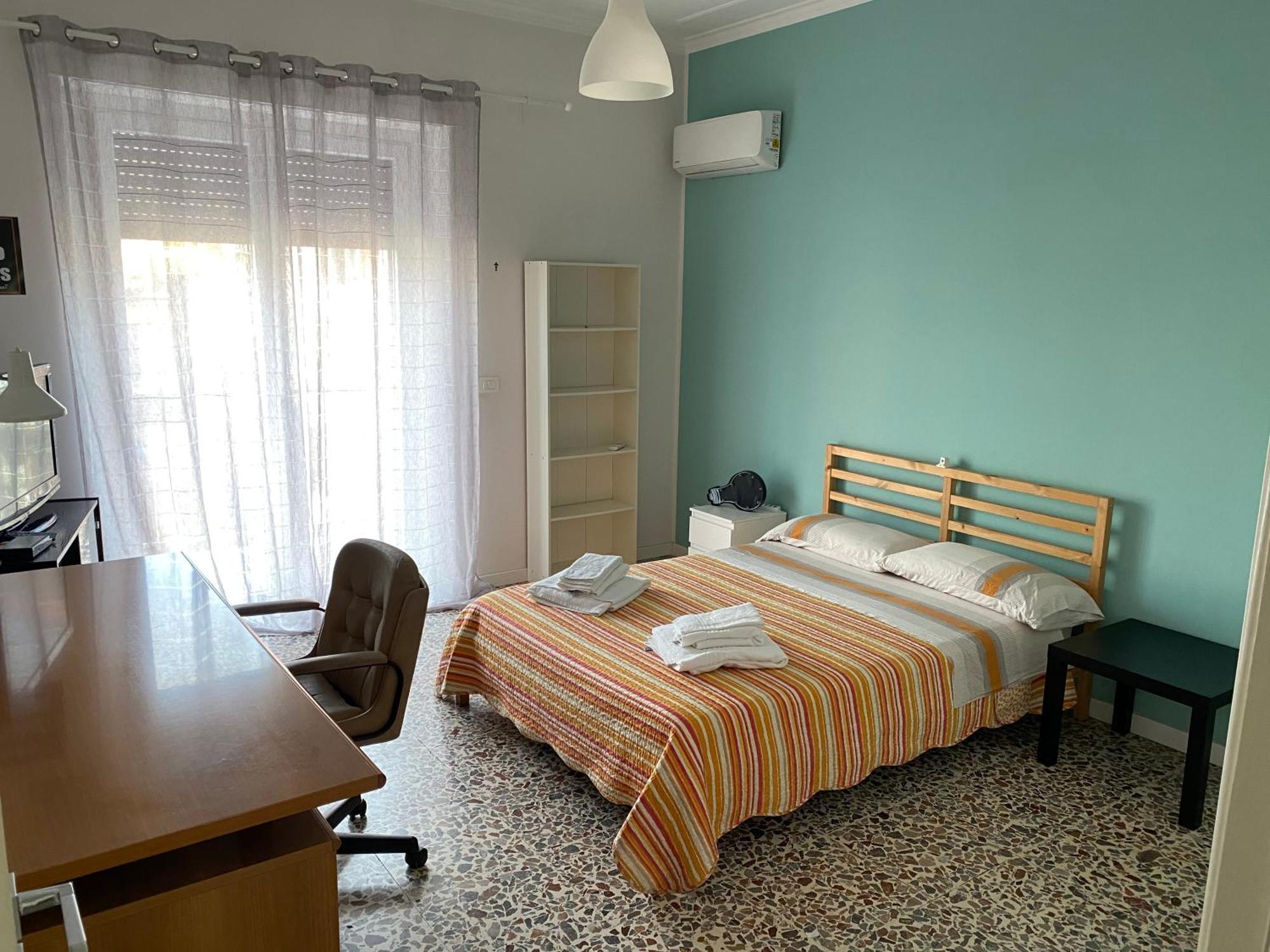 Giuffrida Apartment Rooms Катания Екстериор снимка